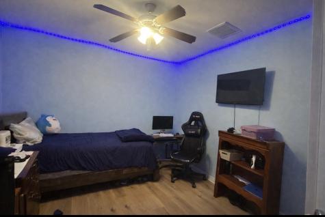 5526 Avenue M 1/2 Galveston TX 77551