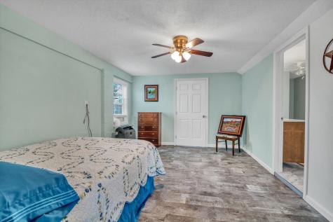 14 Dolphin Street Bayou Vista TX 77563