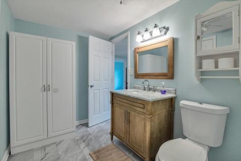 14 Dolphin Street Bayou Vista TX 77563