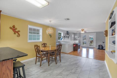 14 Dolphin Street Bayou Vista TX 77563
