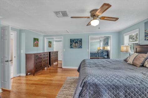 14 Dolphin Street Bayou Vista TX 77563