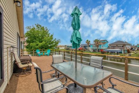 14 Dolphin Street Bayou Vista TX 77563