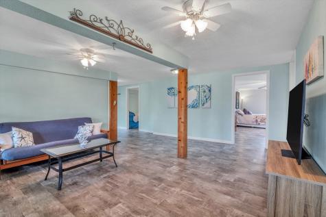 14 Dolphin Street Bayou Vista TX 77563