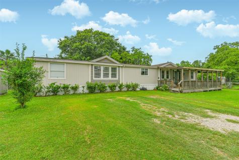 7630 Center Street Hitchcock TX 77563