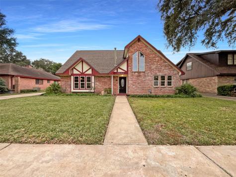 9026 Sterlingame Drive Houston TX 77031
