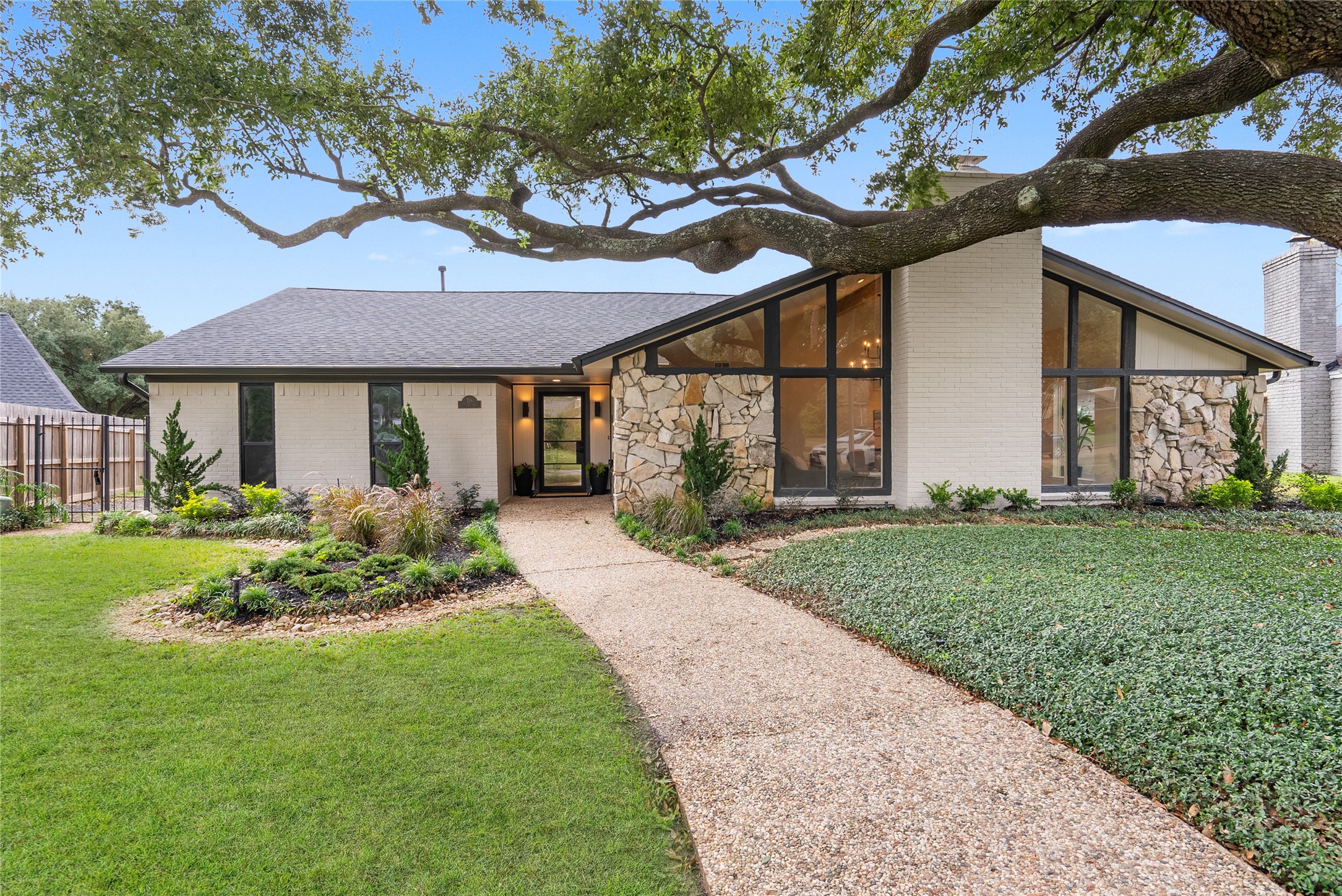 718 Center Hill Drive Houston TX 77079