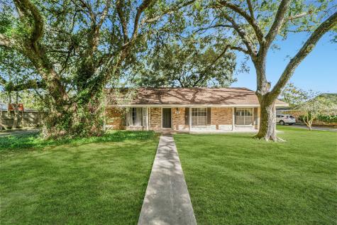314 Coke Lane Alvin TX 77511