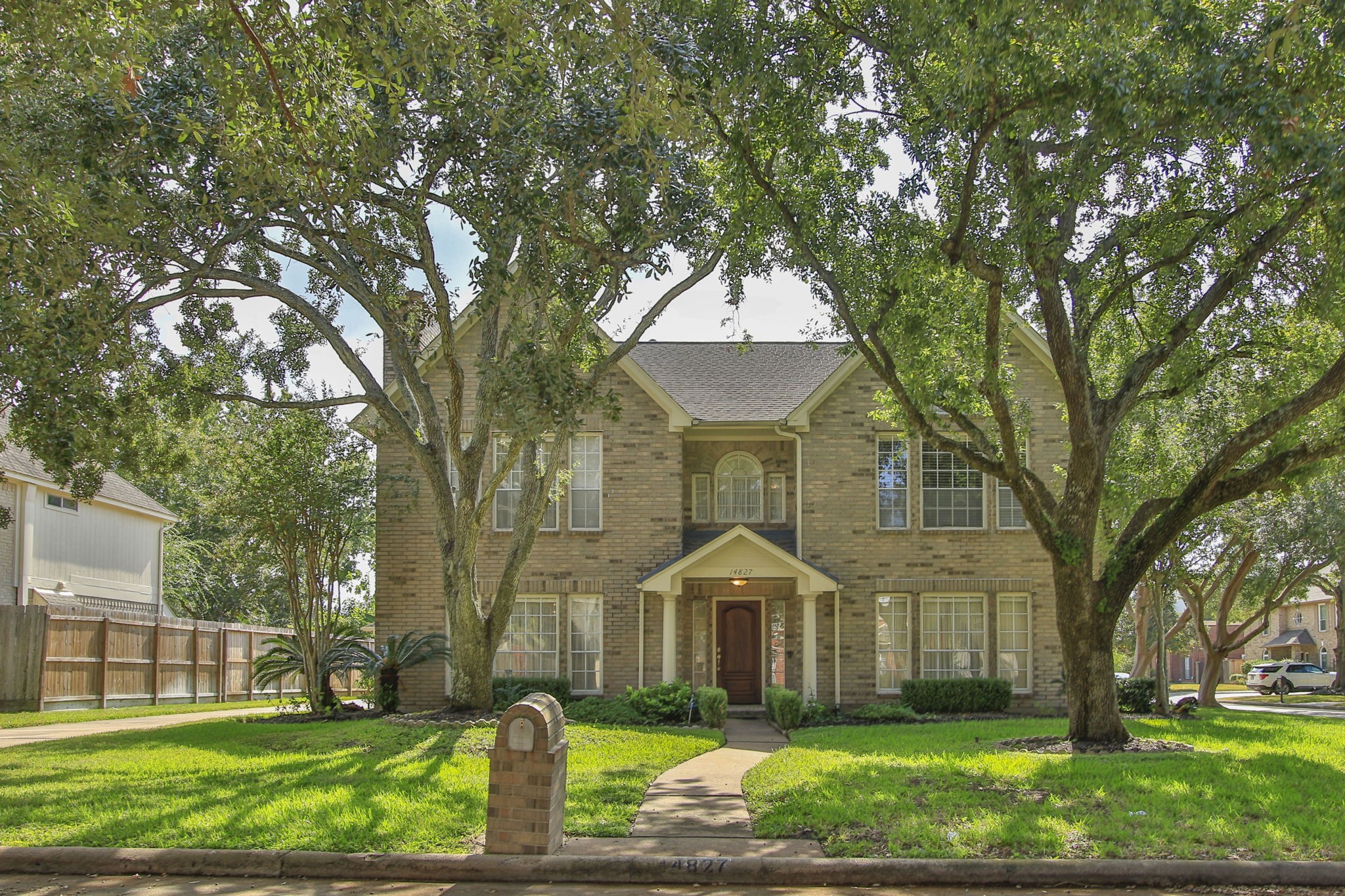 14827 Atterbury Drive Sugar Land TX 77498