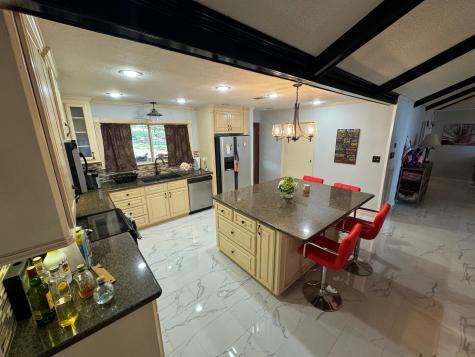 323 Mallard Point Livingston TX 77351