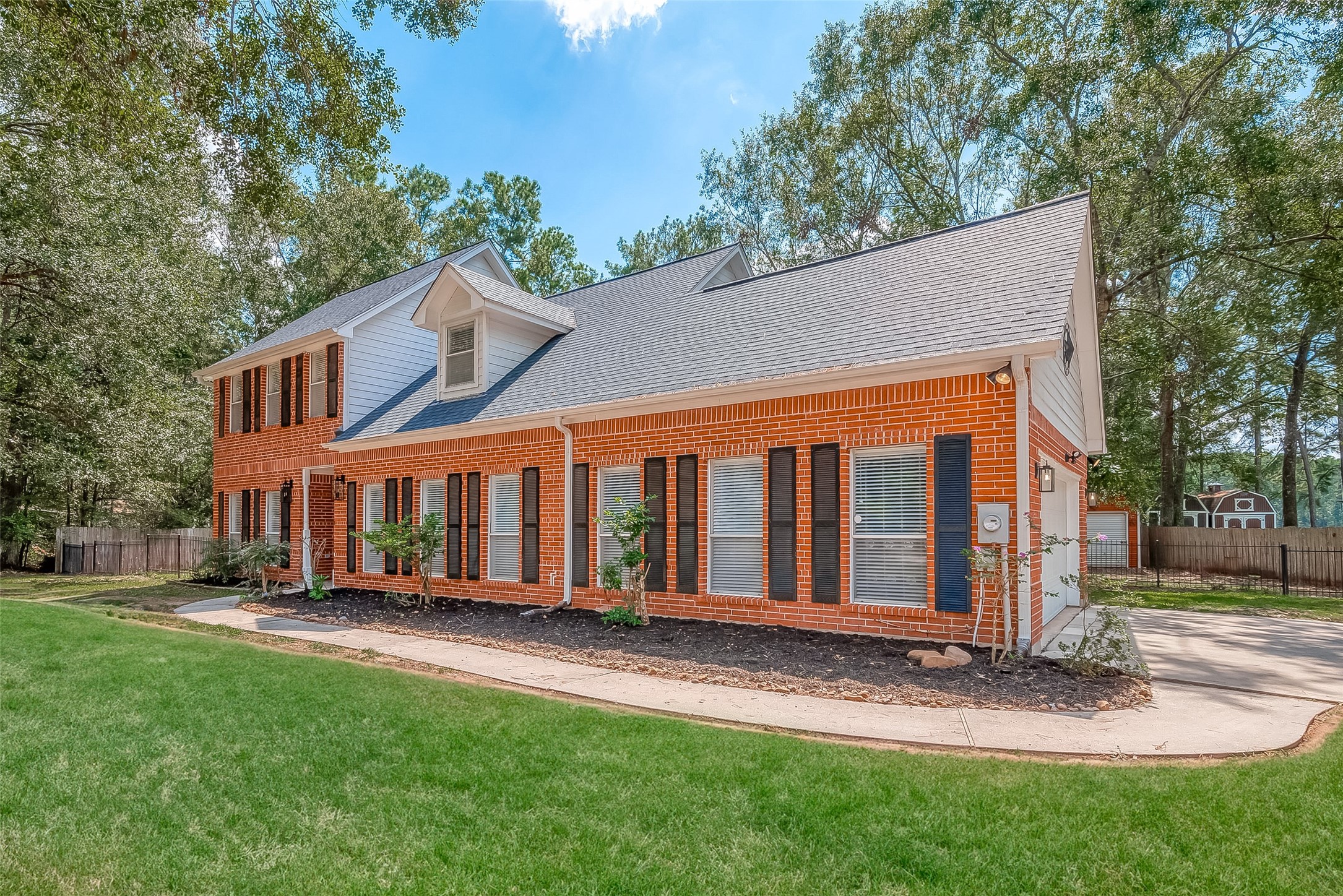 2727 Fountain View Street New Caney TX 77357