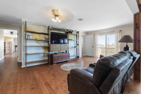 4110 2nd Street Galveston TX 77554