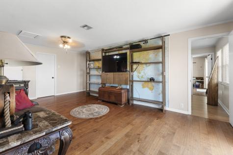 4110 2nd Street Galveston TX 77554