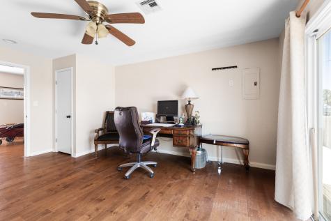 4110 2nd Street Galveston TX 77554
