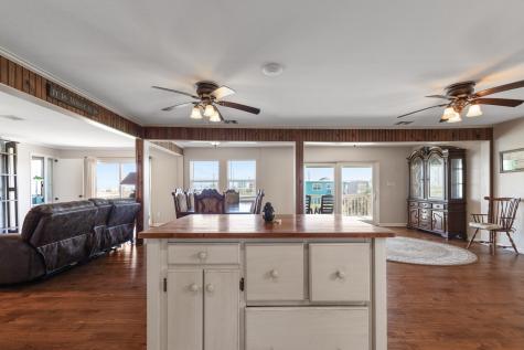 4110 2nd Street Galveston TX 77554