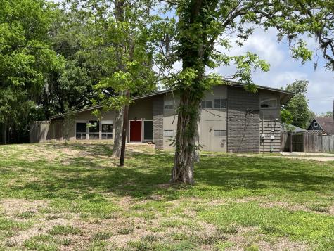 450 Southern Oaks Drive Lake Jackson TX 77566