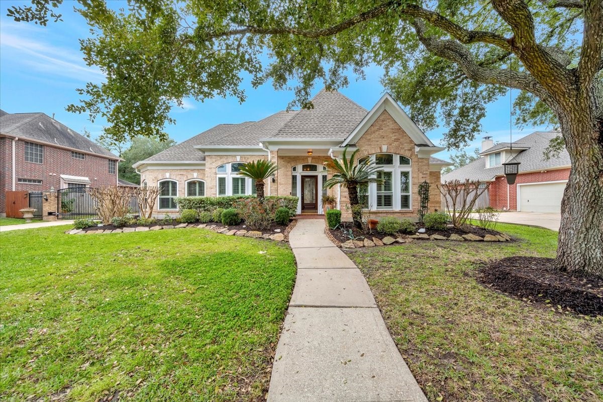 3303 Scenic Elm Street Houston TX 77059