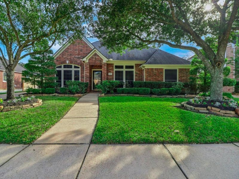 2431 Alberton Lane Pearland TX 77584
