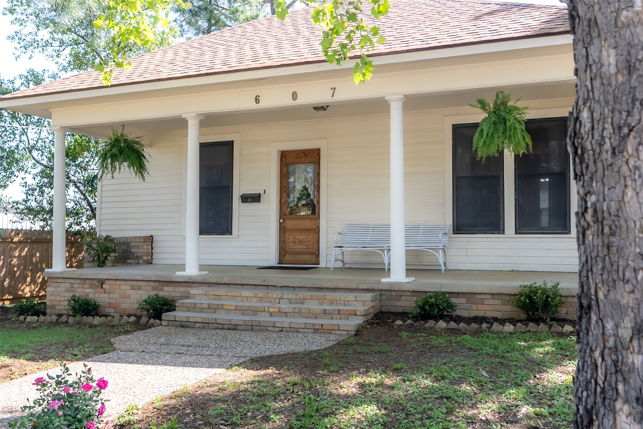 607 S Day Street Brenham TX 77833