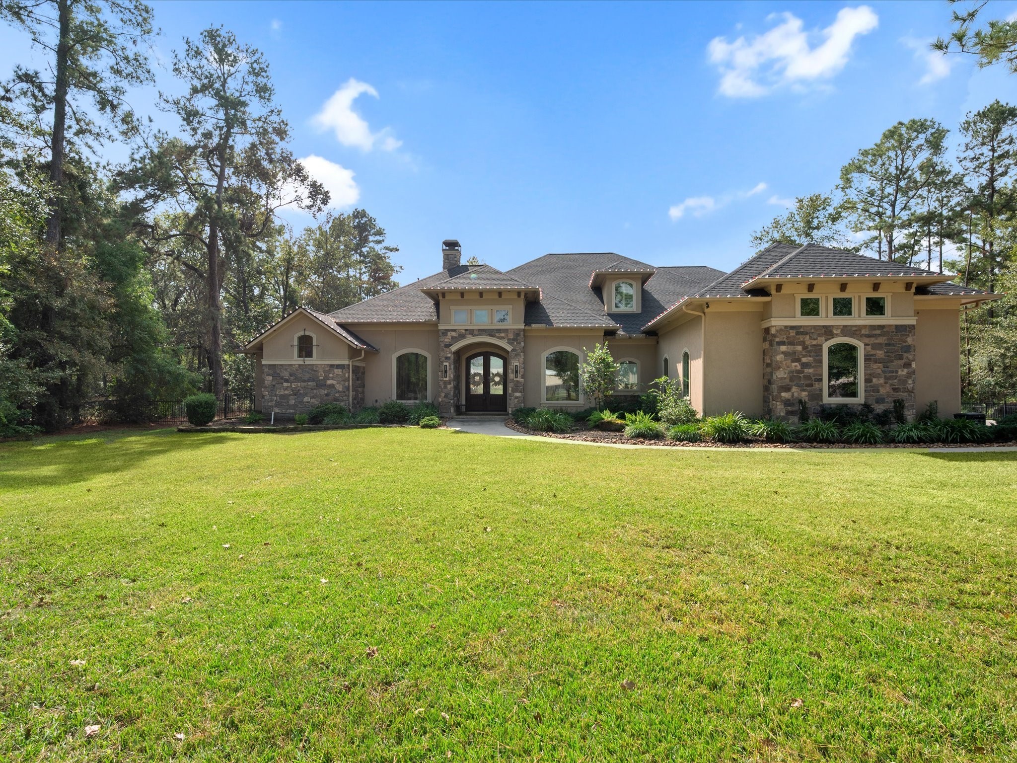 10935 Clubhouse Circle Magnolia TX 77354