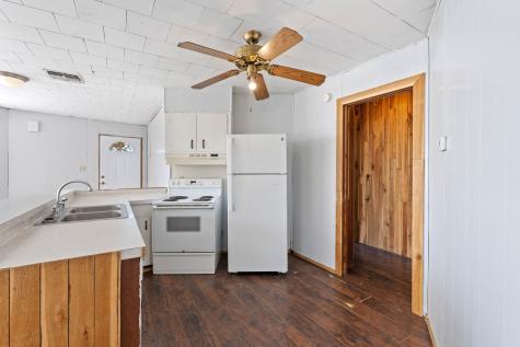 2 Tejas Street Huntsville TX 77320