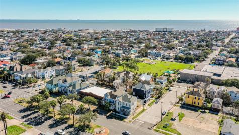 1927 Broadway Street Galveston TX 77550
