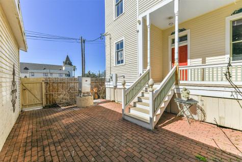 1927 Broadway Street Galveston TX 77550