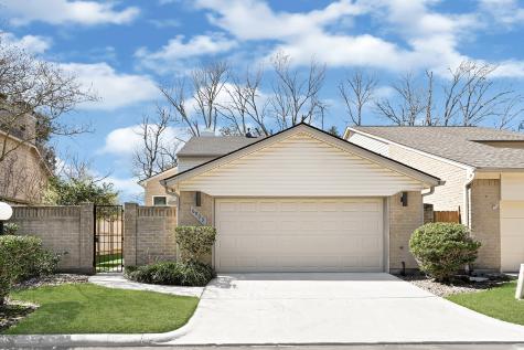 6903 Oakwood Grove Houston TX 77040