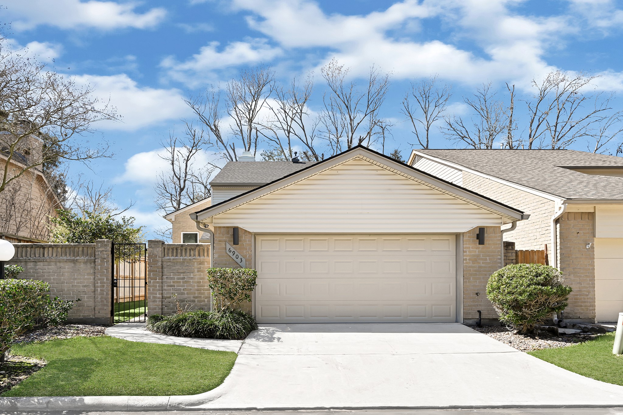 6903 Oakwood Grove Houston TX 77040