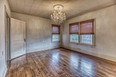 404 W Main Street Bellville TX 77418