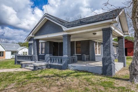 404 W Main Street Bellville TX 77418