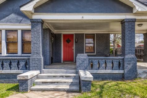 404 W Main Street Bellville TX 77418