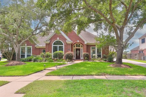 5014 Berkshire Court Sugar Land TX 77479