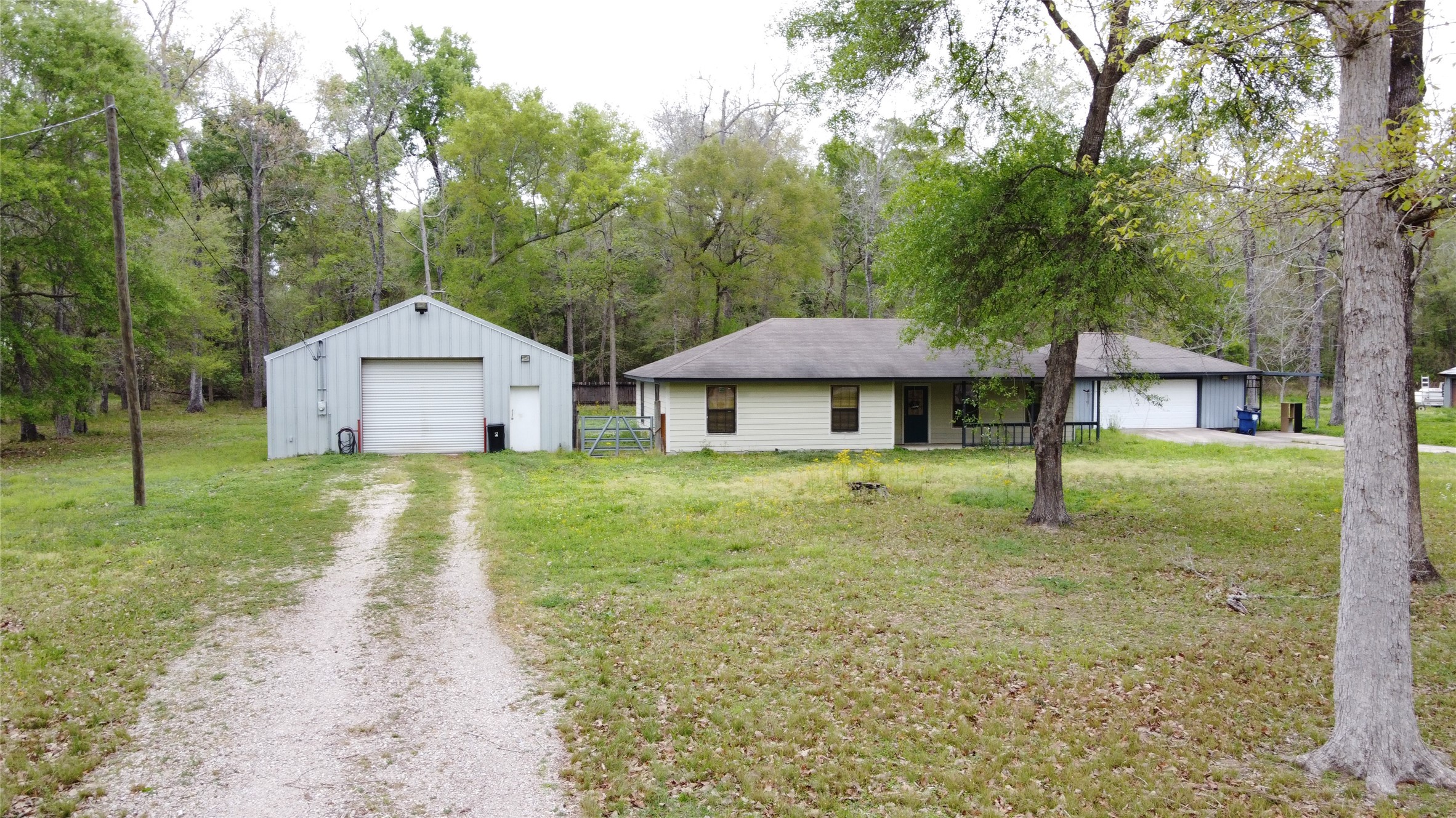 653 County Road 6475 Dayton TX 77535