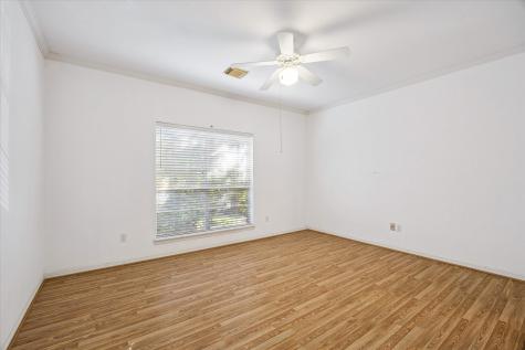 2410 Briar Ridge Drive Houston TX 77057