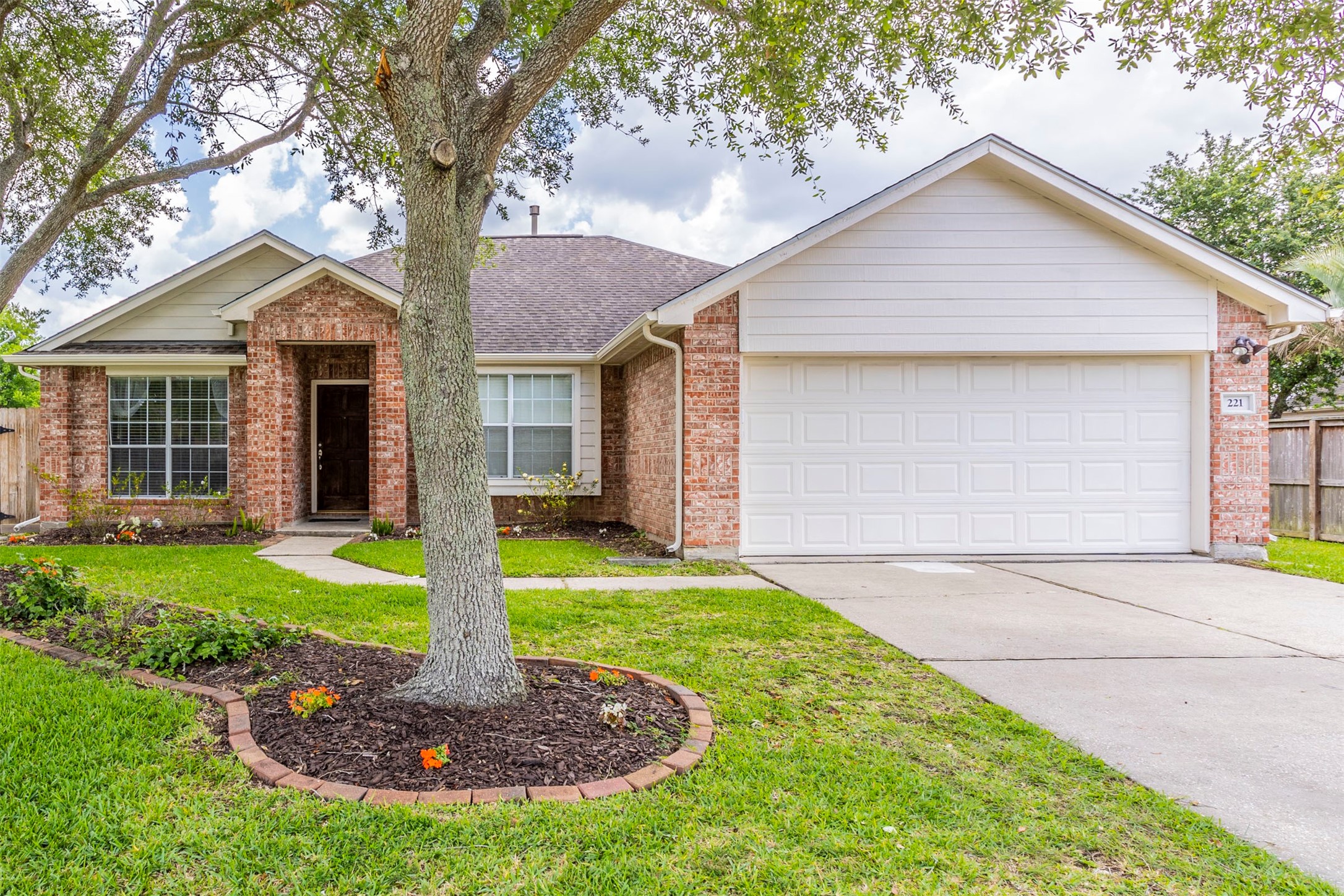 221 Armand Bay Drive Dickinson TX 77539