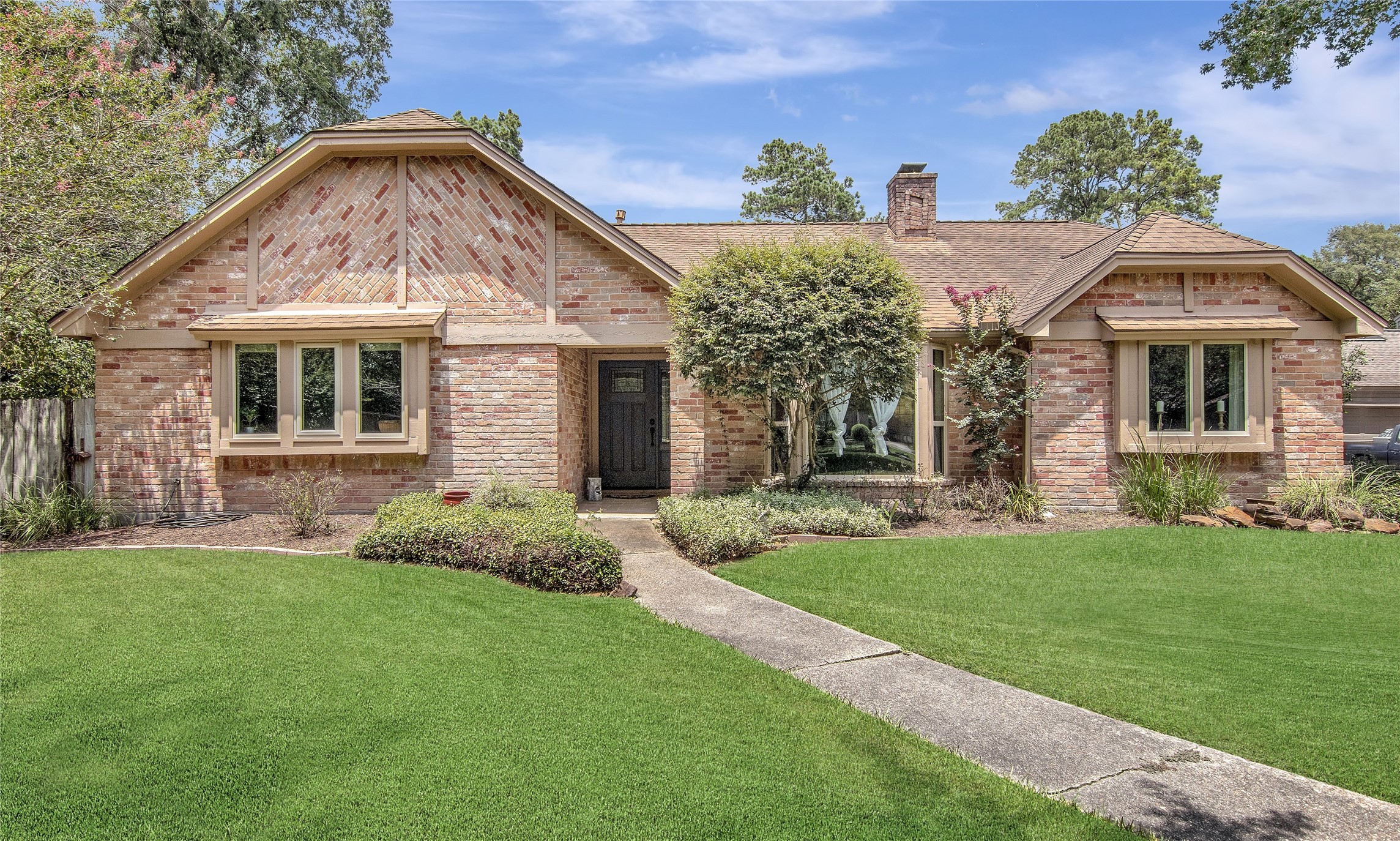 2303 Parkdale Drive Kingwood TX 77339