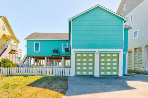1991 Gulf Street Crystal Beach TX 77650