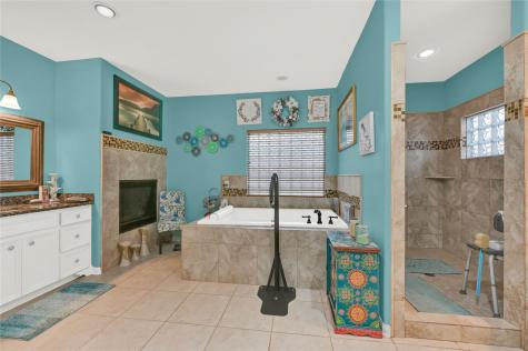 16423 County Road 528 Rosharon TX 77583