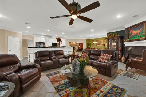 16423 County Road 528 Rosharon TX 77583
