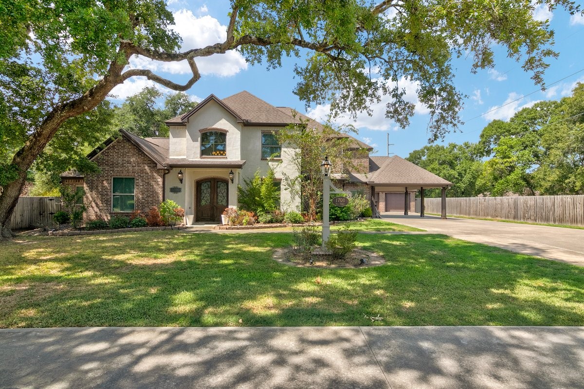 1708 Nall Street Port Neches TX 77651
