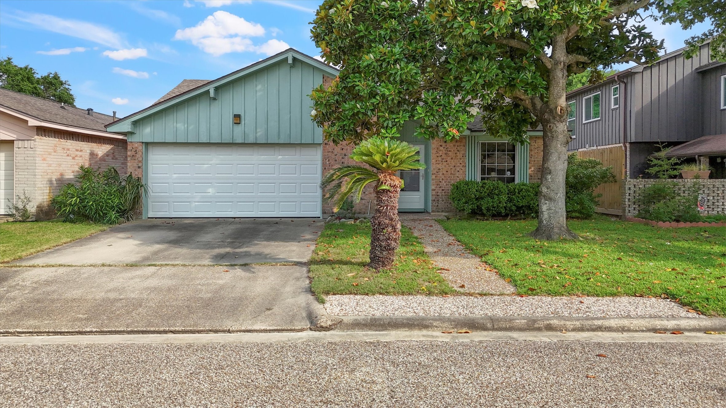 15 Tradewinds Drive Galveston TX 77554