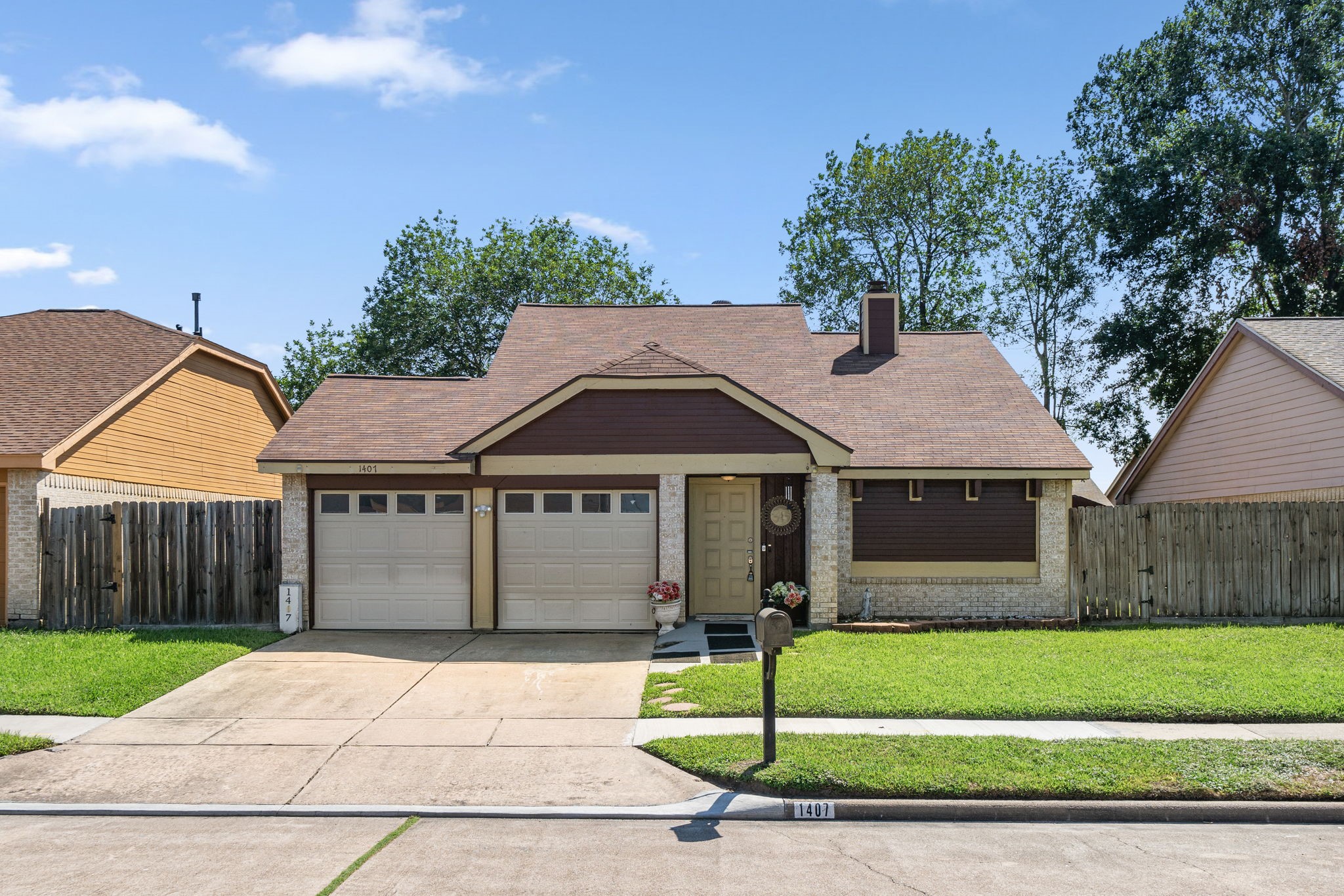 1407 Ash Oak Drive Missouri City TX 77489