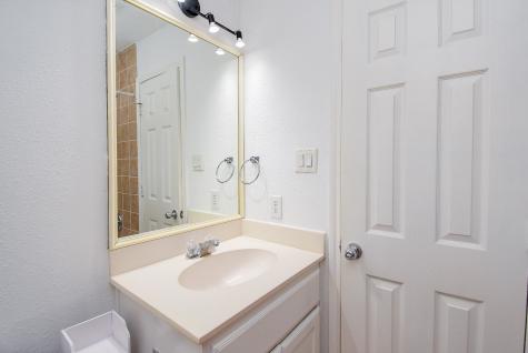 2202 Naomi Street 3 Houston TX 77054