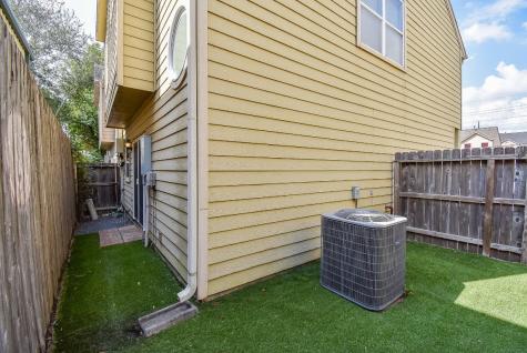 2202 Naomi Street 3 Houston TX 77054