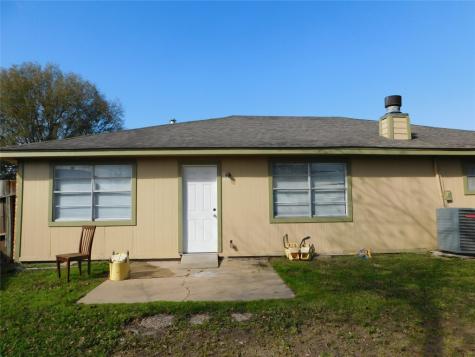 8215 Quail Hills Drive Houston TX 77489
