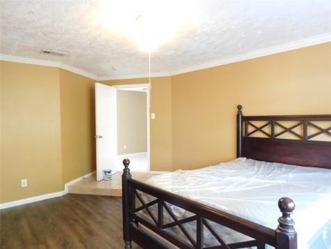 8215 Quail Hills Drive Houston TX 77489