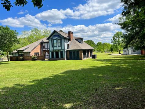 1189 S Fm 1988 Livingston TX 77351