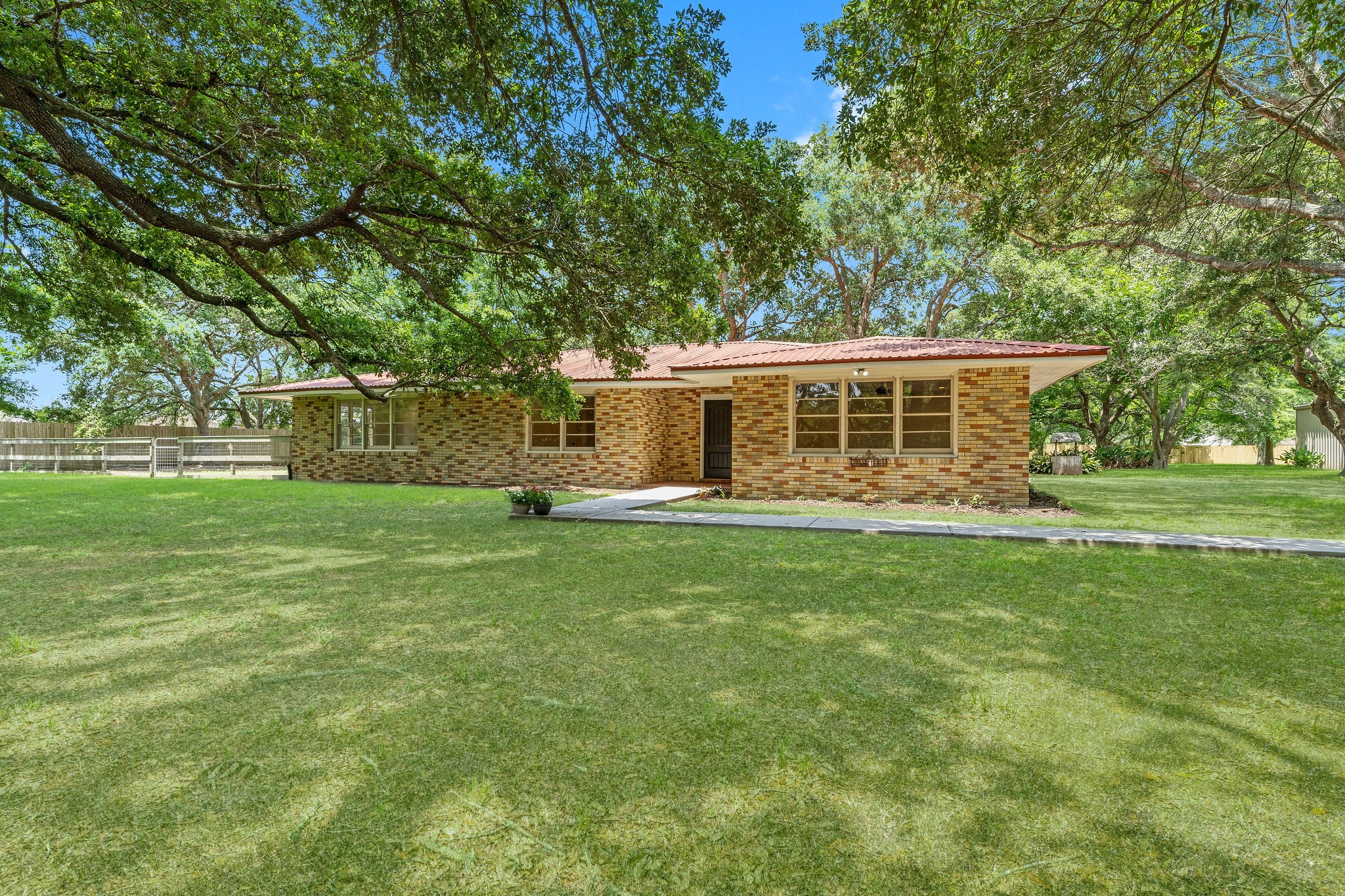5606 Highland Road Santa Fe TX 77517