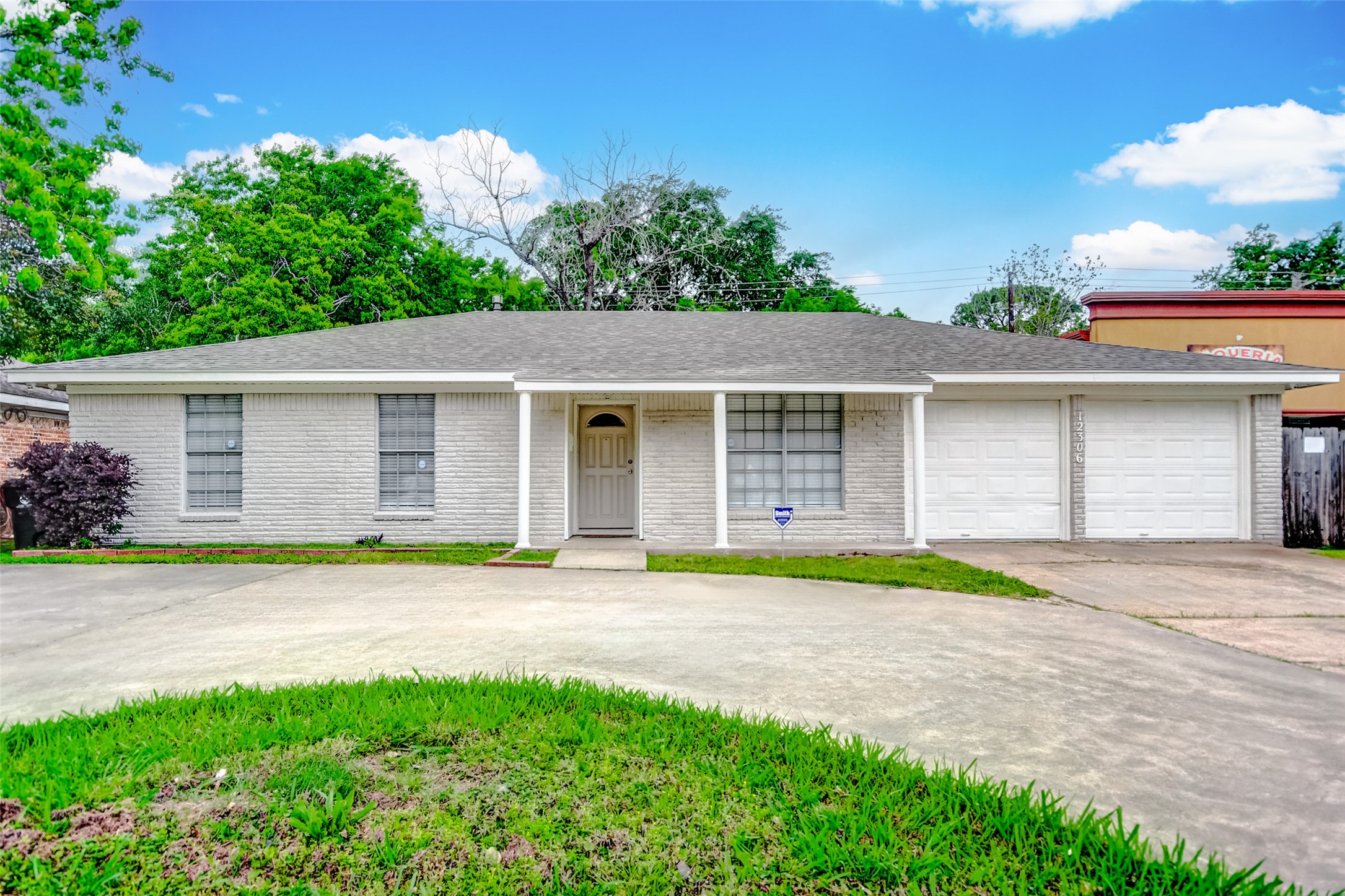 12306 Hillcroft Street Houston TX 77035