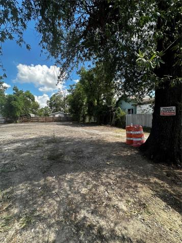 14613 Hillsboro Street Houston TX 77015